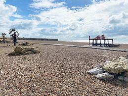 Spacious 2BD Flat With Stunning Views Folkestone