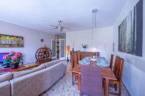 Riva Dante Apartment