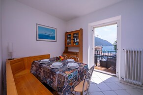 Dogana Best Lake View