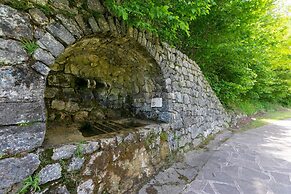 Casa Tra Borgo e Lago