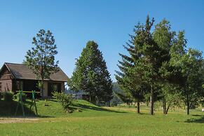 Family Friendly Kra Evec Lodge