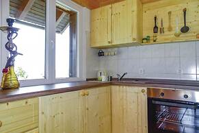 Family Friendly Kra Evec Lodge