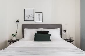 Striking 1BR Apartment in Kolonaki B