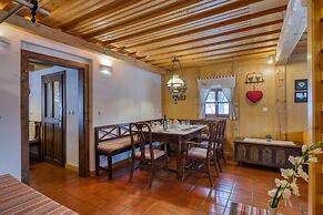 Chalet Kupljenik Near Bled Lake