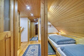 Chalet Kupljenik Near Bled Lake