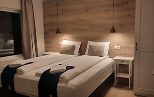 Stracta Apartments