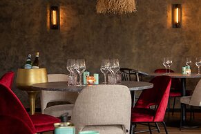 Boutique Hotel Four