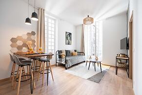 Les Petits Pavillons