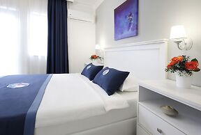 Rodina Suites