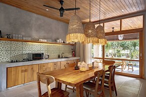 Amrani Diamond Beach Villas & Pool