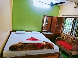 Goroomgo Green Gold Resort Lataguri