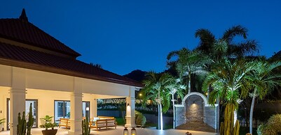 Luxury 5 Bedroom Pool Villa B11B