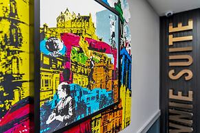 Roomzzz Edinburgh