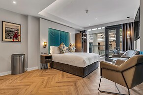 Roomzzz Edinburgh