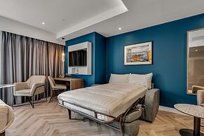 Roomzzz Edinburgh