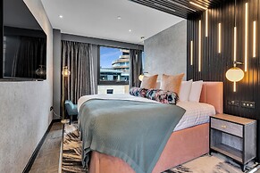 Roomzzz Edinburgh