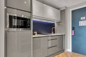 Roomzzz Edinburgh