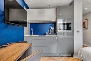 Roomzzz Edinburgh