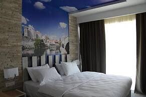 Nar Hotel