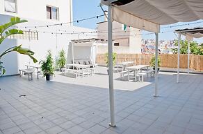 Gin o Clock in Lisbon - by Misha s Place 3A