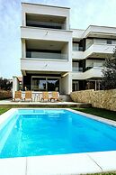 Imperial Apartment with Private Pool