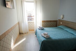 Square Inn