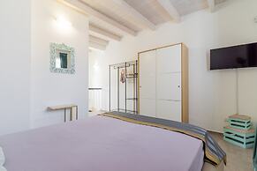 3080 Casetta Vico Carducci by Barbarhouse