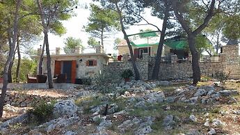 House Vesna Kupinova
