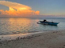 Takbo Beach Resort