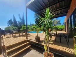 Bounty Lodge
