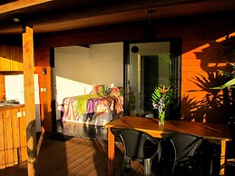 Bounty Lodge