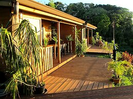 Bounty Lodge