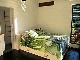 Bounty Lodge