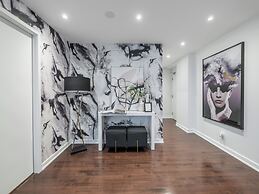 Stallion Suites Opp CN Tower & Scotiabank Arena
