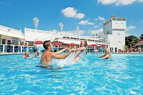 Poole Rockley Park Dorset- Pet Friendly