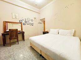 UJU HOUSE