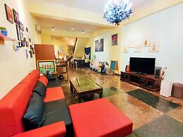 UJU HOUSE