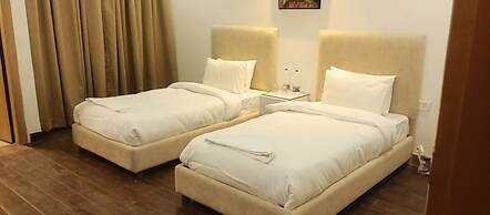 Live Inn Hotel sector 45