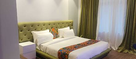 Live Inn Hotel sector 45