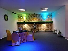 Live Inn Hotel sector 45