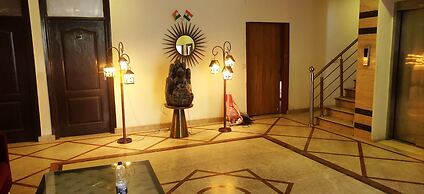 Live Inn Hotel sector 45