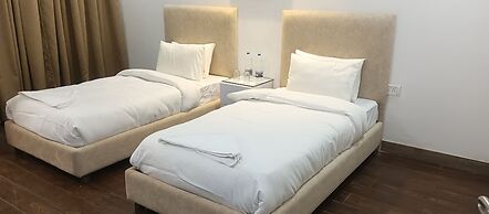 Live Inn Hotel sector 45