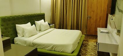Live Inn Hotel sector 45