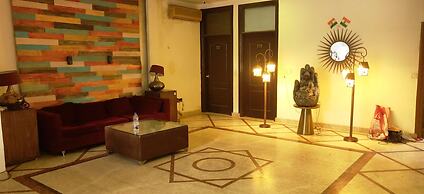 Live Inn Hotel sector 45