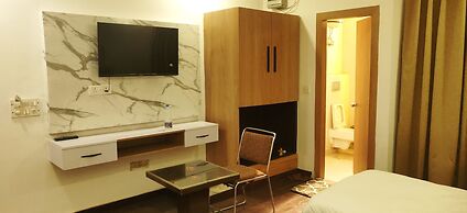 Live Inn Hotel sector 45