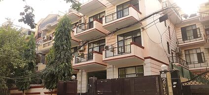 Live Inn Hotel sector 45