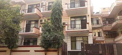 Live Inn Hotel sector 45