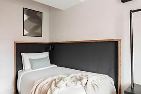The Leeson Inn