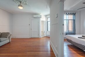 Beautiful 6BR Apt Near Olympic Stadium