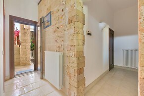3025 Villa Verdeoasi by Barbarhouse
